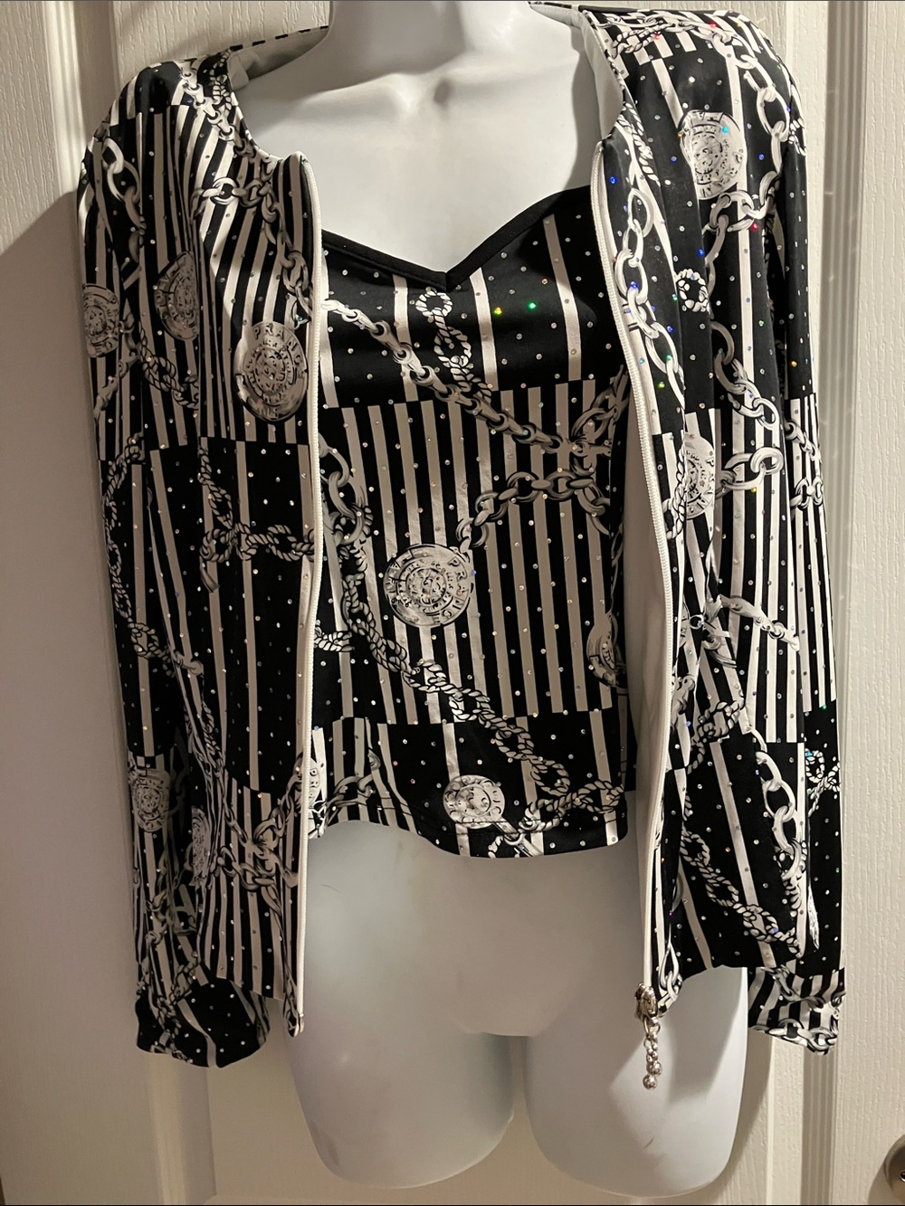 Vintage Joseph Ribkoff   2 piece jacket and camisole top